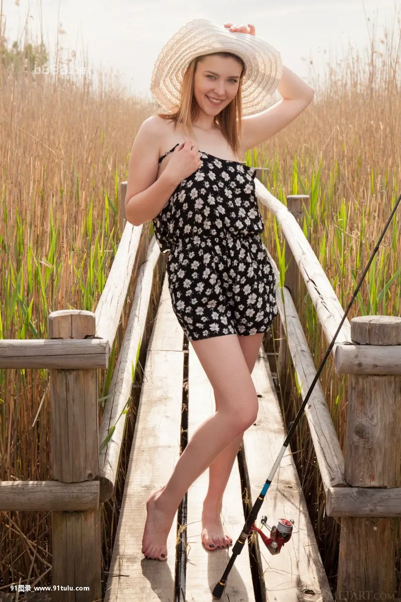 Aoebe [25P][秋美子 走光]