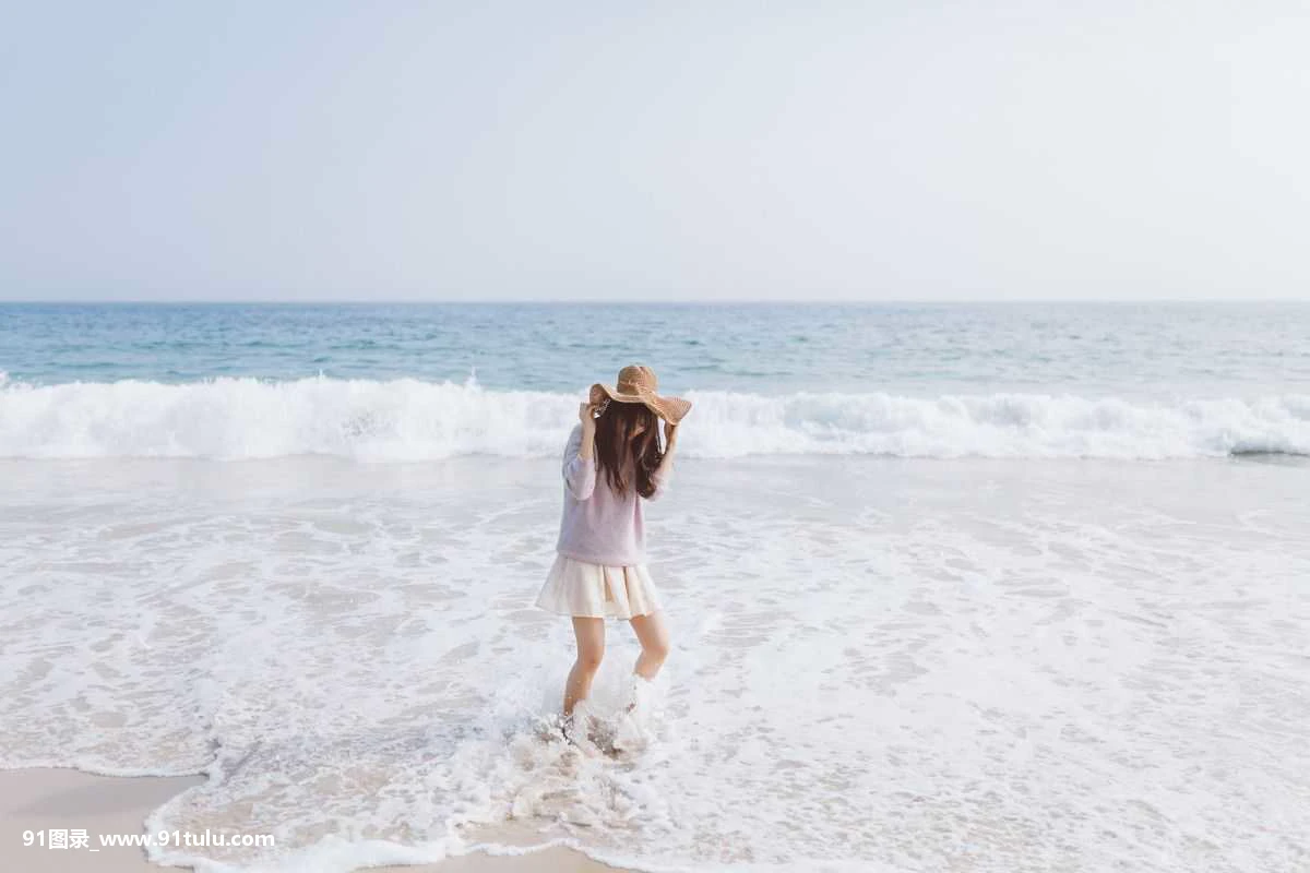 海边少女 [8P][全裸 world gym]