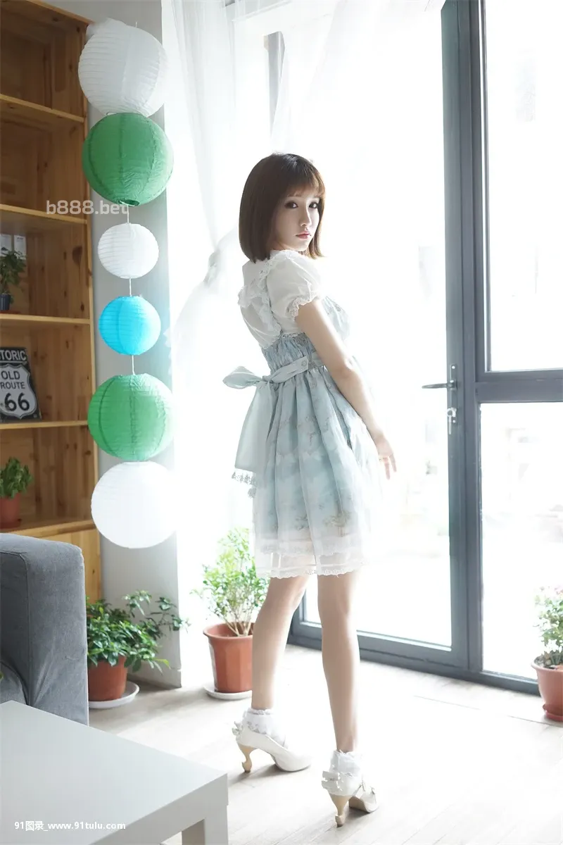 热情似火骚浪的小妹妹 [28P][スマリッジ 写真 提携スタジオ]