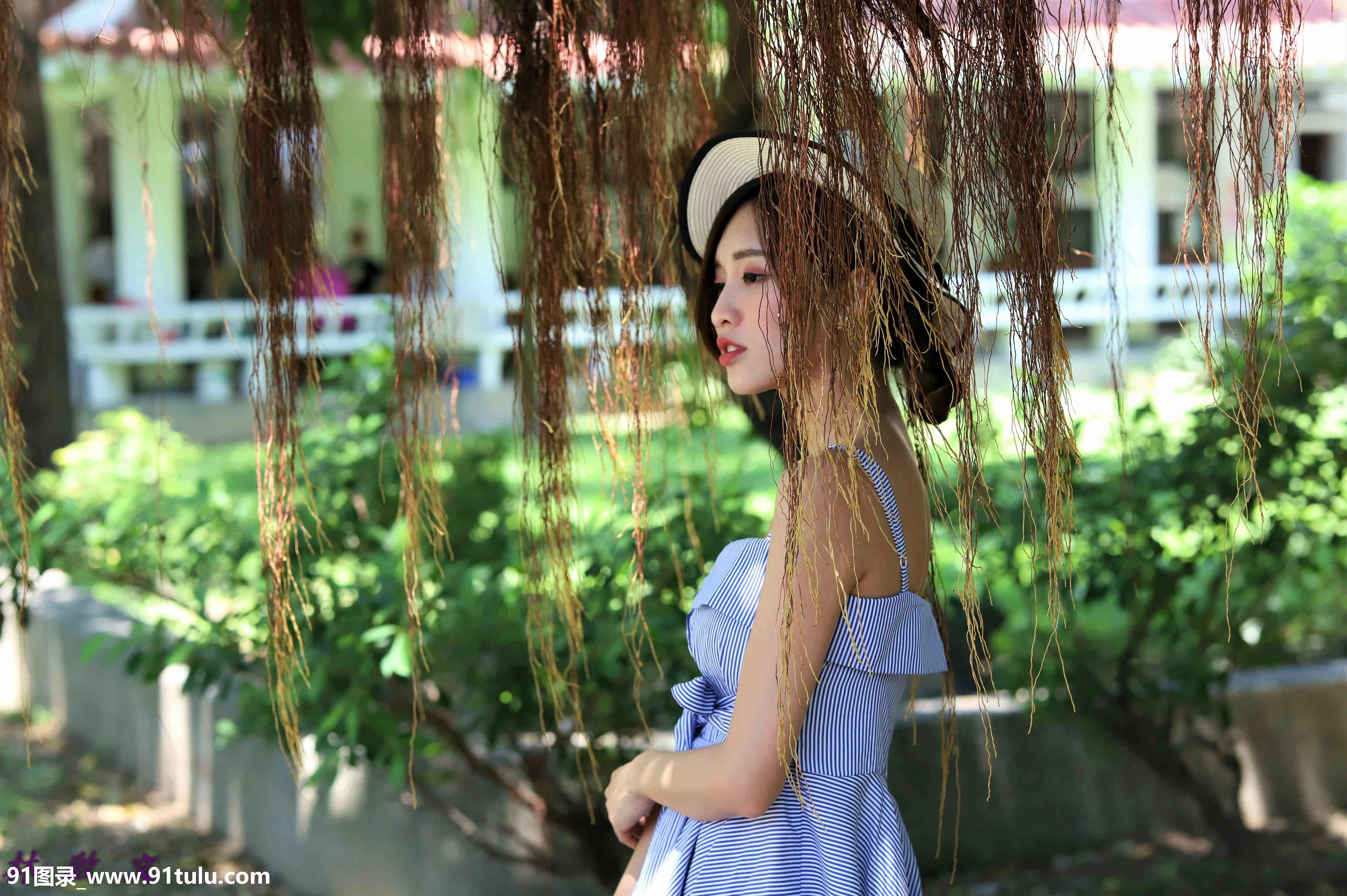 清纯靓丽邻家女孩 [34P][写真 パネル 印刷]