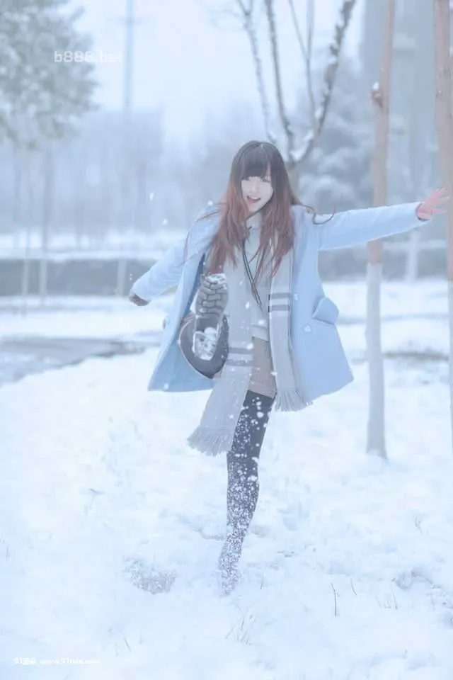 青春的气息 [31P][崔碧珈 露点]