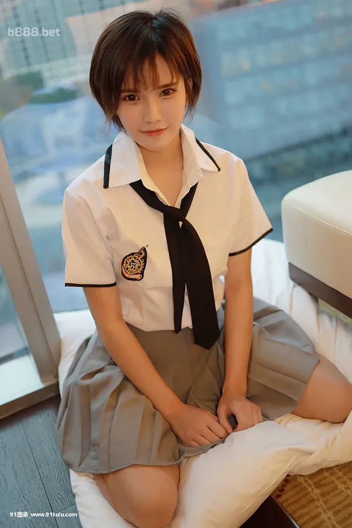 短发女郎小姿学生装如玉胴体分外诱人 [51P][写真 正方形 アプリ]