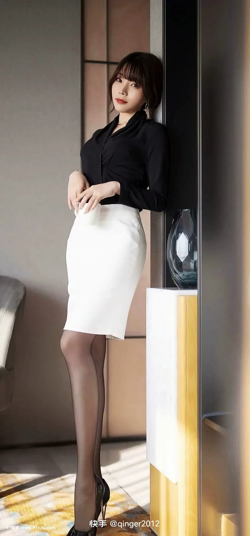 御姐的职业黑丝套装 [31P][パクヨンハ 写真]