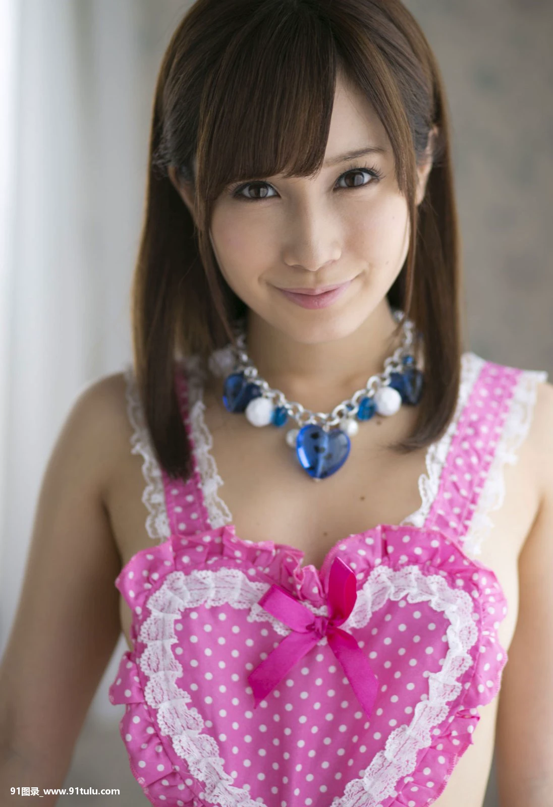 粉红色家庭主妇 [20P][web の 写真 を 保存]