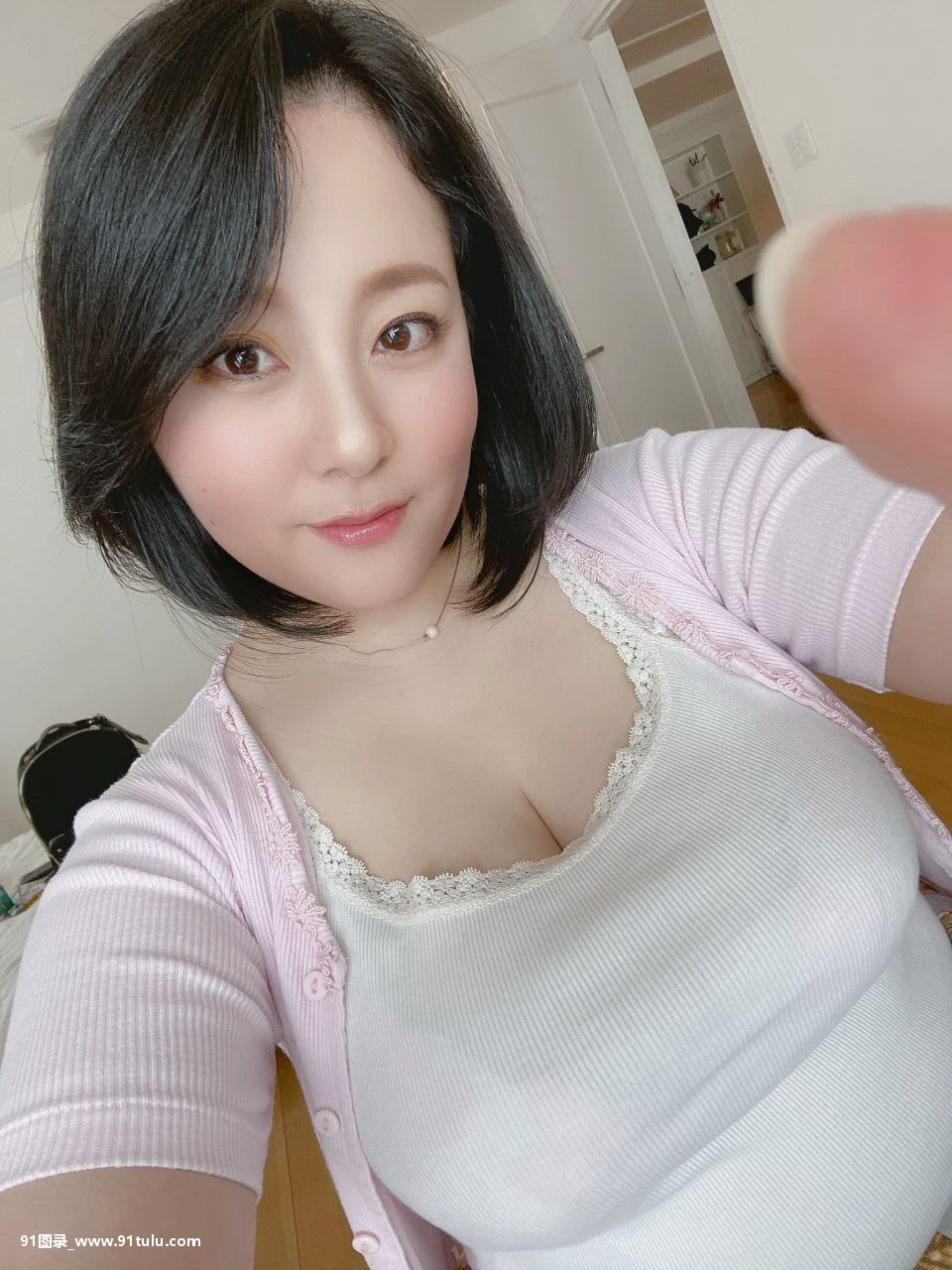 熟女姐姐 [20P][ipad 写真 削除 できない]