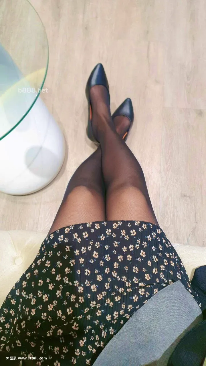 美腿玉足 [20P][伊集院 光 写真]