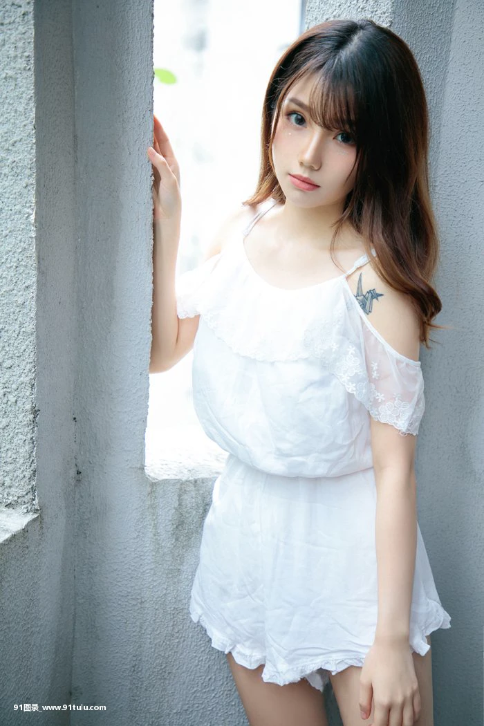 泡芙少女肤如凝脂完美初恋女孩模样 [65P][ススキ 写真 高原]