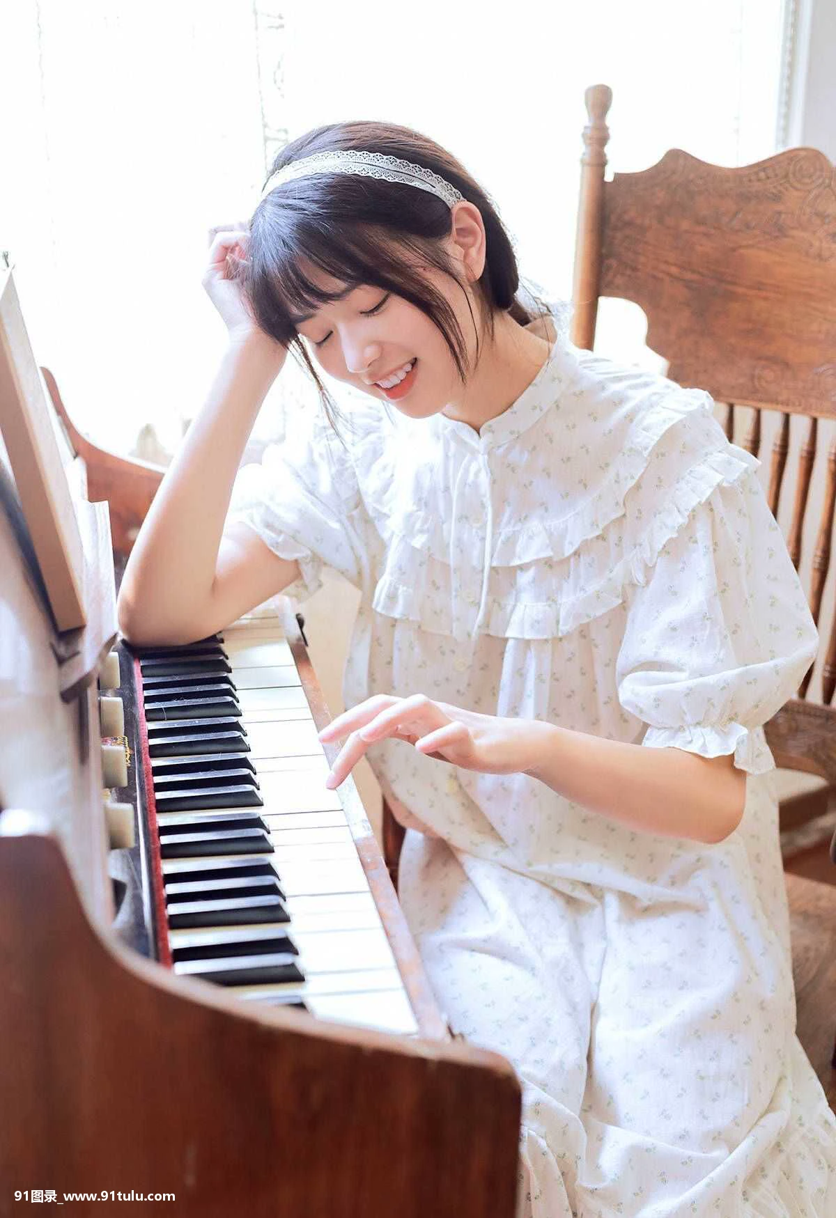 温柔的眼睛 [9P][カメラ 写真 サイズ 比較]